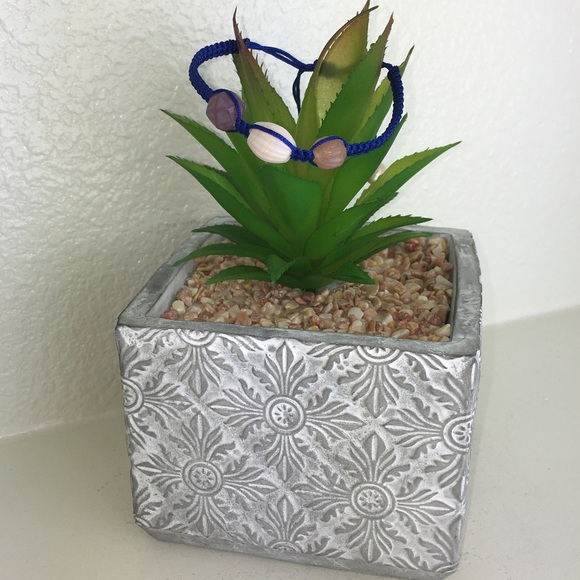 Handmade Chinese Knotting Bracelet W/ Glass Beads - Picture 2 of 7